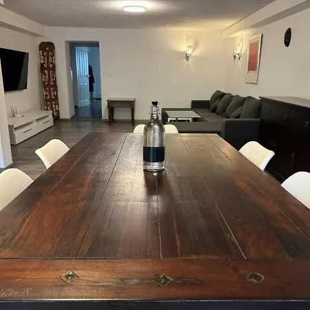 2 Am Zoo Mit Garten *