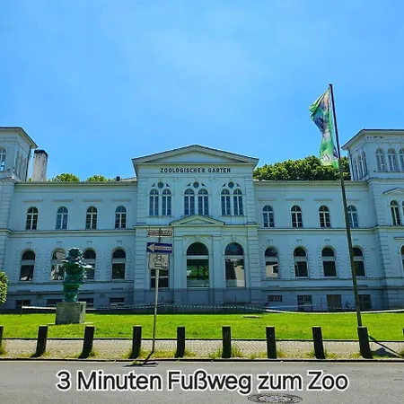2 Am Zoo Mit Garten Apartment