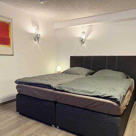 2 Am Zoo Mit Garten Daire