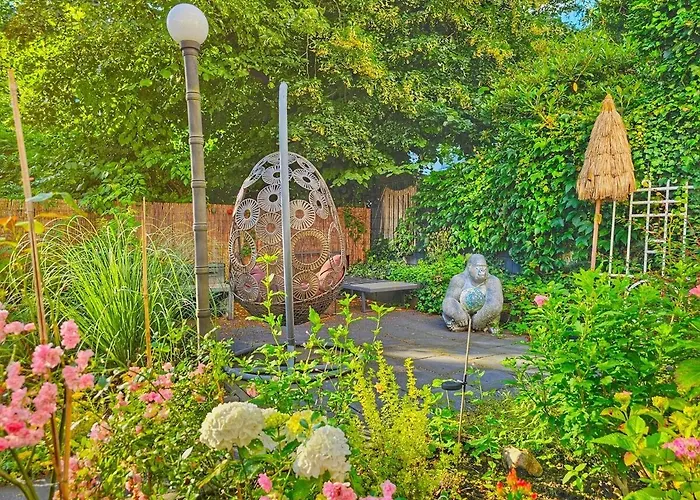 2 Am Zoo Mit Garten Daire Wuppertal